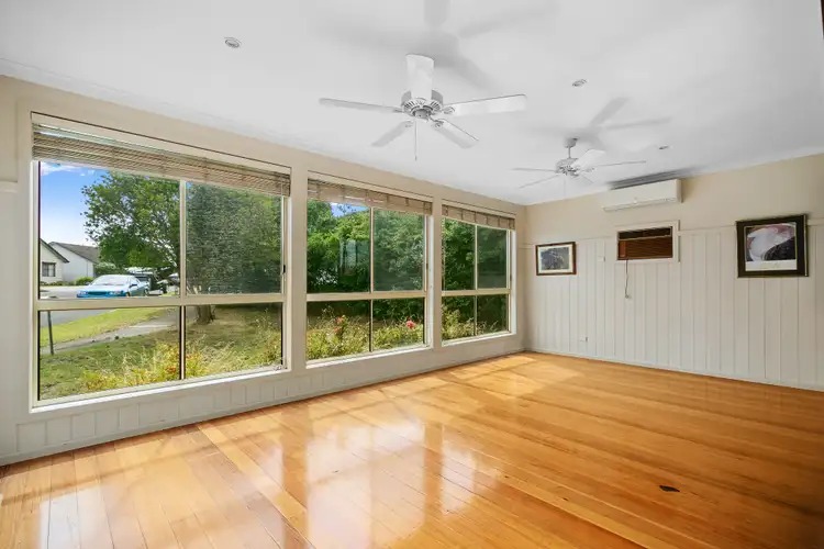Fifth view of Homely house listing, 8 Jones Court, Traralgon VIC 3844