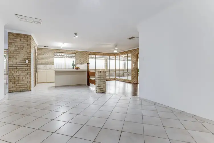 Fifth view of Homely house listing, 187 Caridean Street, Heathridge WA 6027