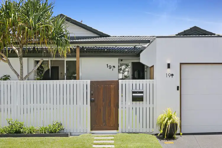 19 Tern Drive, Burleigh Waters QLD 4220