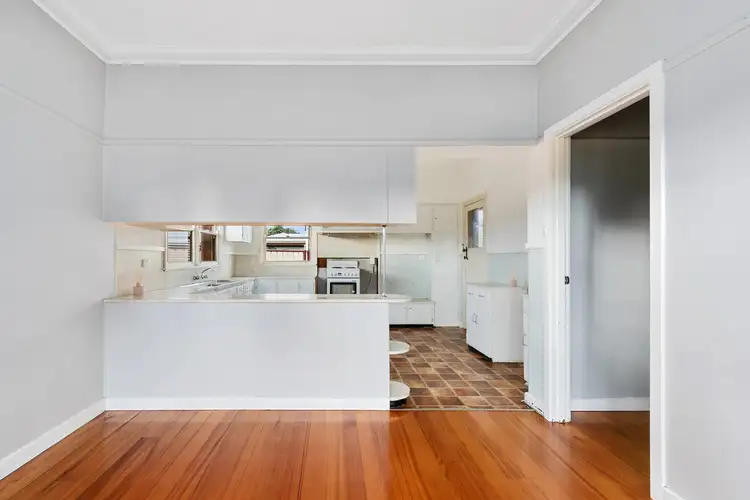 Sixth view of Homely unit listing, 1/140 Market Street, Sale VIC 3850