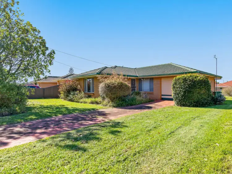 24 Paradise Street, Harristown QLD 4350