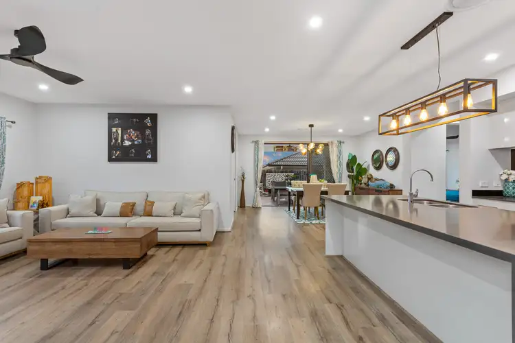 67 Creekwood Circuit, Spring Mountain QLD 4300