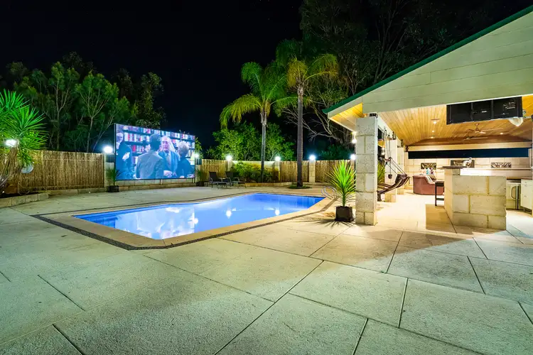 23 Lakelands Drive, Gnangara WA 6077