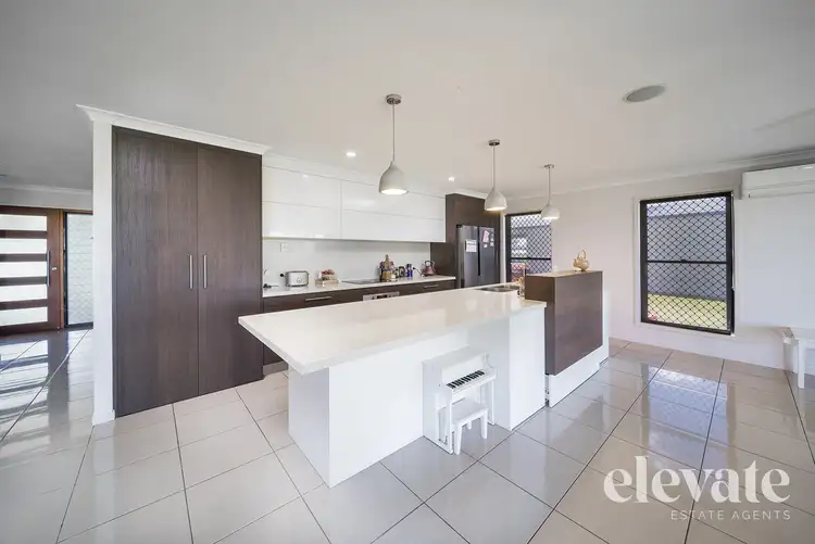 38 Palmerston Drive, Branyan QLD 4670