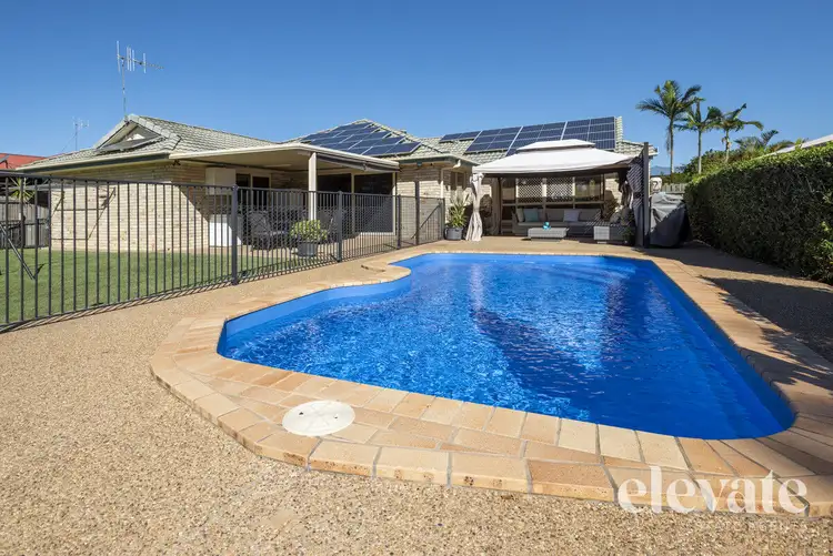 17 Tropicana Drive, Avoca QLD 4670