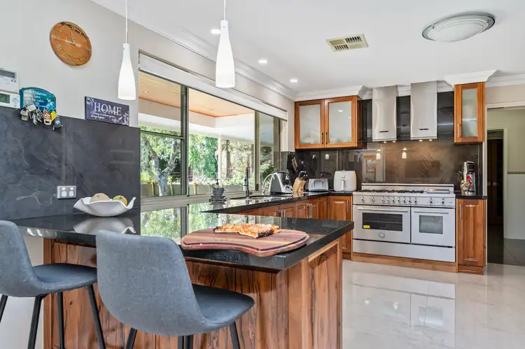 121 Shenton Road, Barragup WA 6209