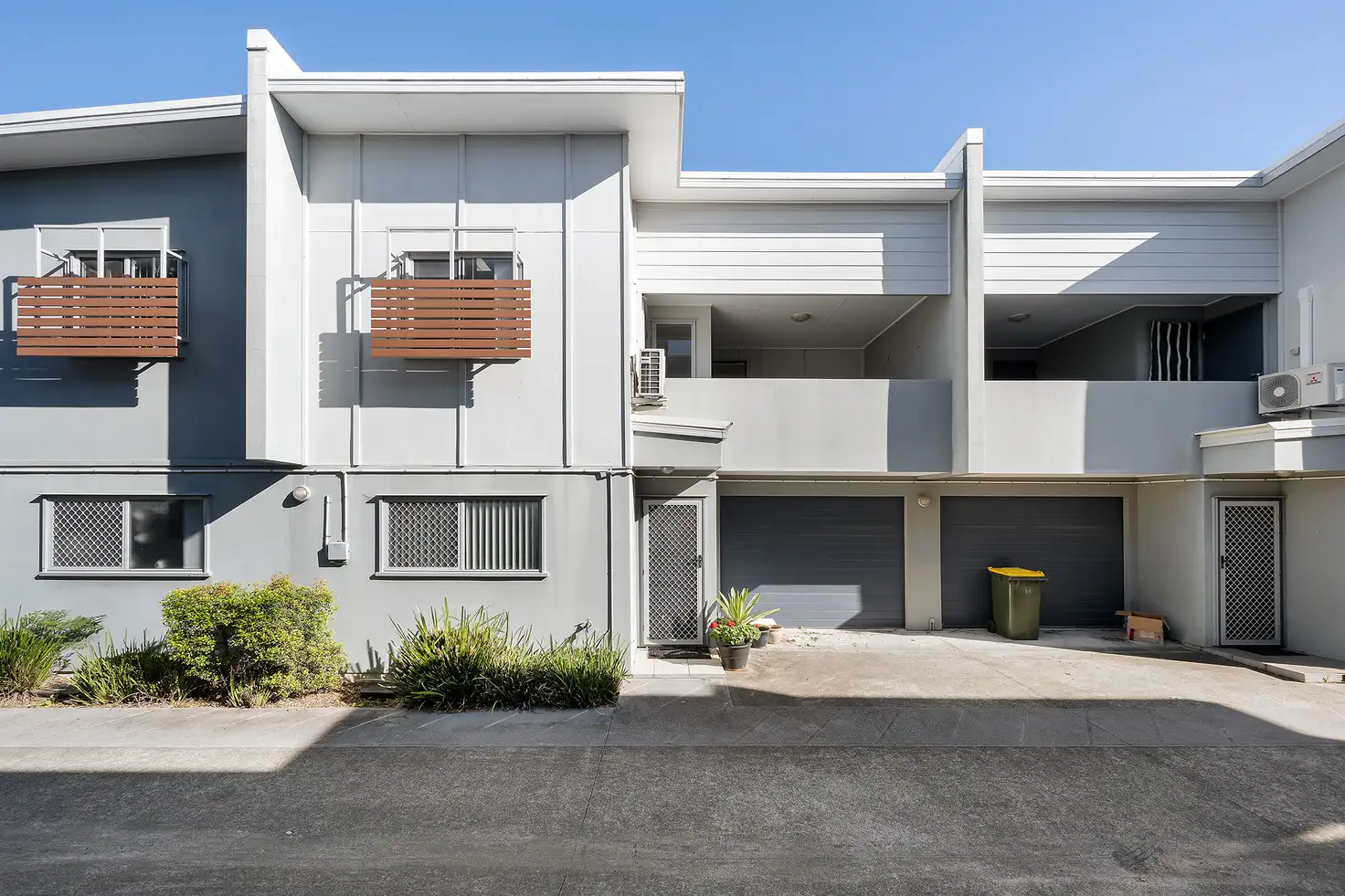 Main view of Homely townhouse listing, 2/27 Grasspan Street, Zillmere QLD 4034