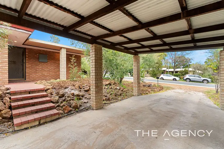 29 Crayden Road, Kalamunda WA 6076