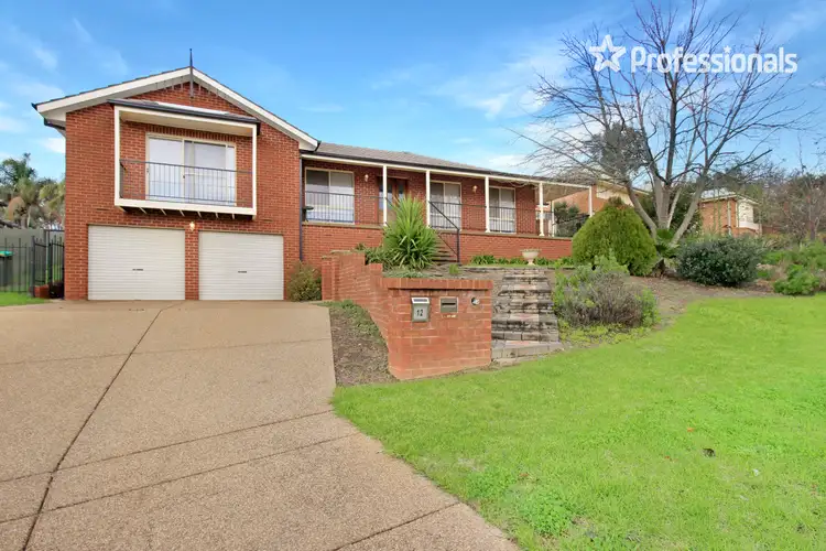 12 Kincora Place, Bourkelands NSW 2650