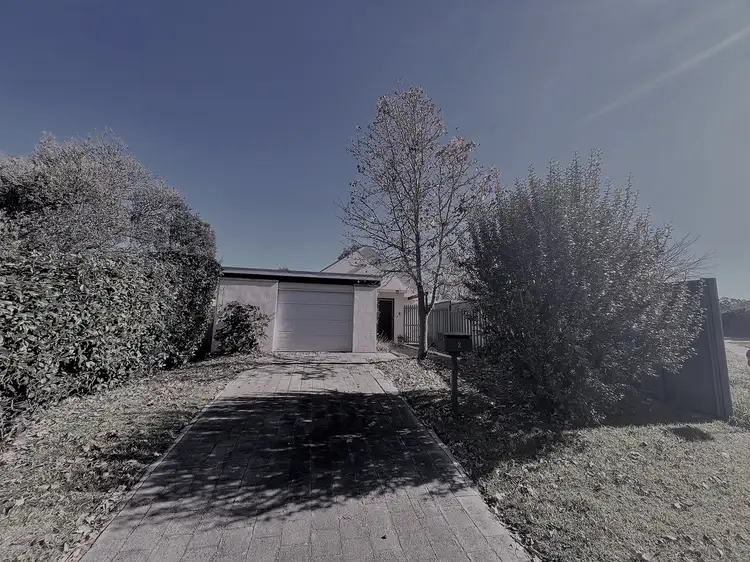 2 Eva Place, Armidale NSW 2350