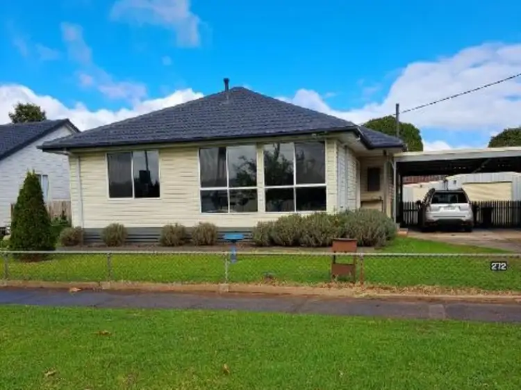 272 Raglan Street