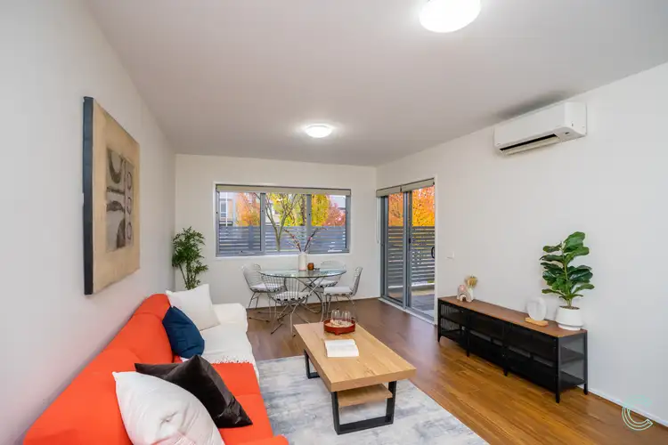 2/4 Thadoona Street, Crace ACT 2911