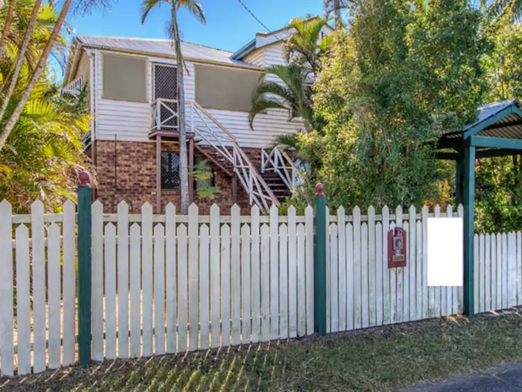 80 Blackstone Road, Silkstone QLD 4304