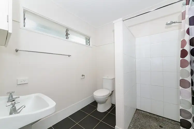 Fifth view of Homely apartment listing, 3/33 Yuletide Street, Holland Park West QLD 4121