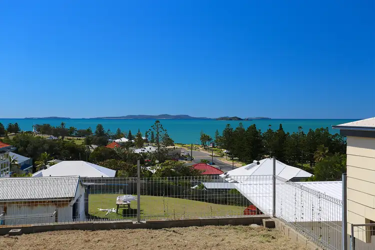 3 Bright Street, Emu Park QLD 4710