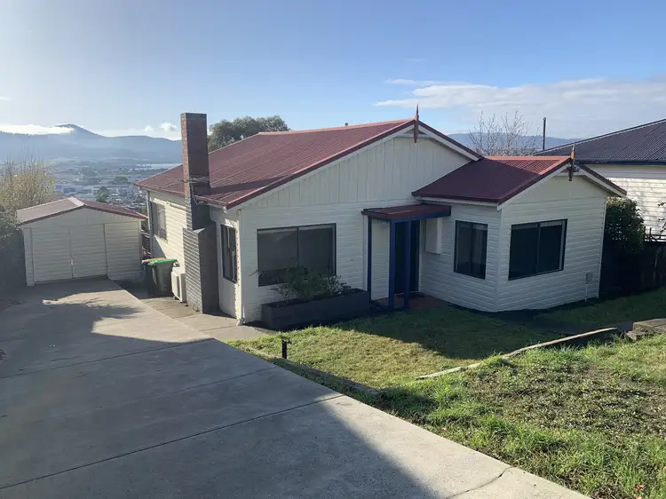 12 Milton Crescent