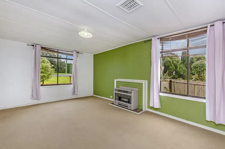 Third view of Homely house listing, 10 Eddington Street, Warrnambool VIC 3280