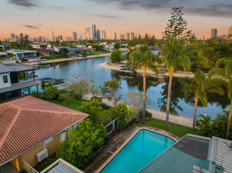 54 Rio Vista Boulevard, Broadbeach Waters QLD 4218