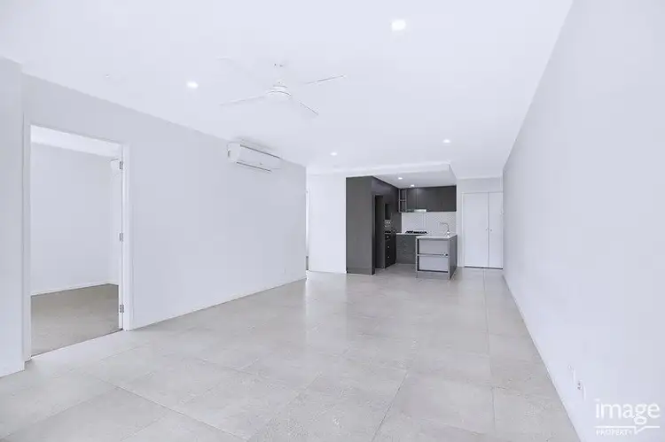 Third view of Homely unit listing, 104/16 Curwen Terrace, Chermside QLD 4032