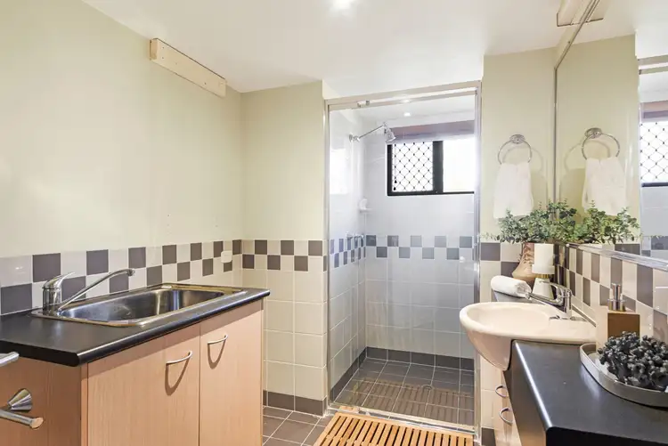 Sixth view of Homely unit listing, 5/42 Hilltop Avenue, Chermside QLD 4032