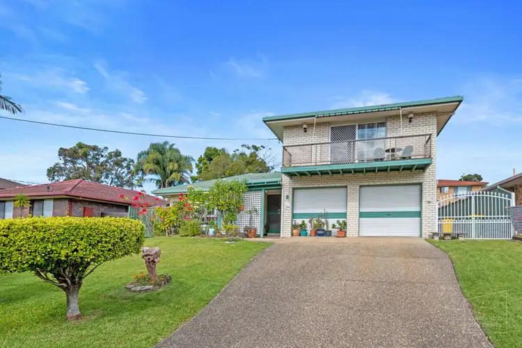 Second view of Homely house listing, 6 Omaha Street, Aroona QLD 4551