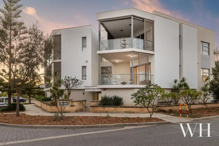 4/2 South Beach Promenade, North Coogee WA 6163