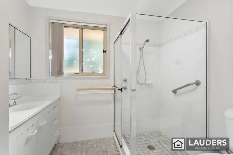 Sixth view of Homely unit listing, 4/13 Connell Street, Old Bar NSW 2430