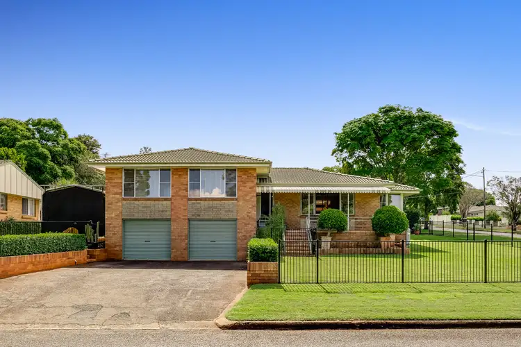 32 Flinders Street, Centenary Heights QLD 4350