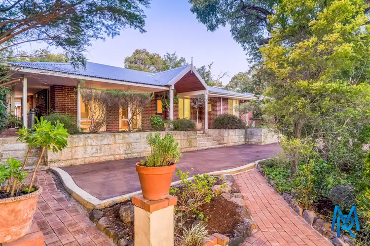 Main view of Homely house listing, 31 Canter Court, Orange Grove WA 6109