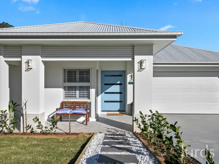 26 Peachy Avenue (Huntlee), North Rothbury NSW 2335