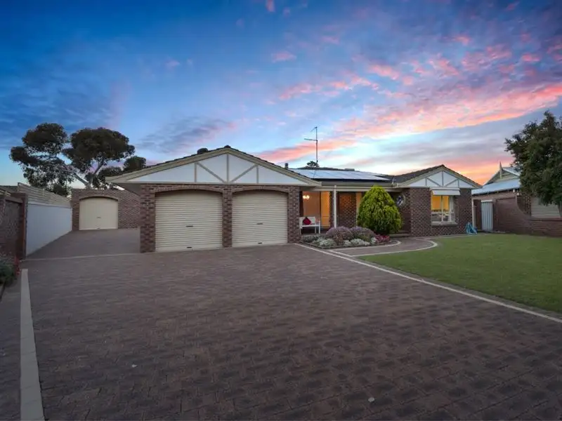 Main view of Homely house listing, 2 Glenroy Close, Halls Head WA 6210