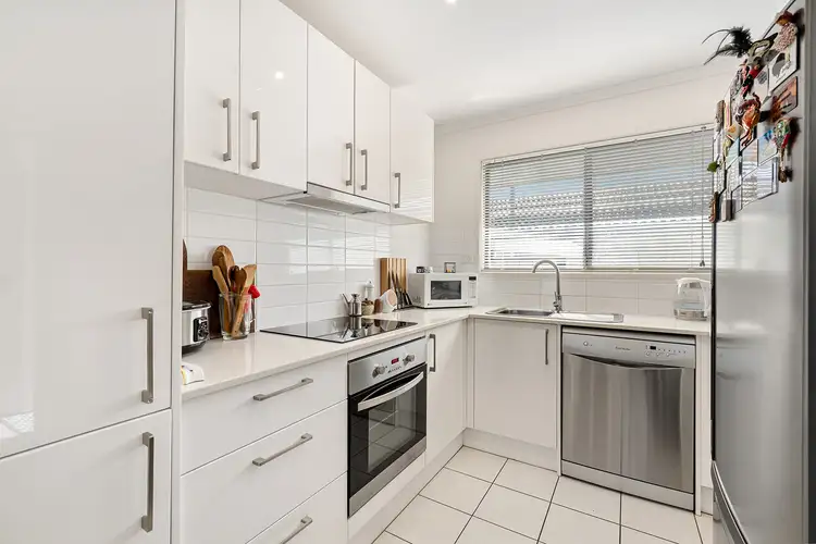 Fifth view of Homely unit listing, 1/52 Susan Avenue, Kippa-Ring QLD 4021