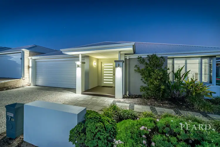 7 Midsummer Avenue, Jindalee WA 6036