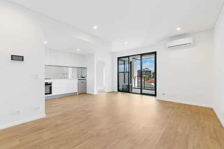 203/112 Northcote Road, Greenacre NSW 2190