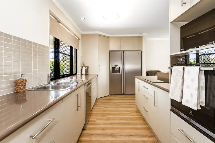 Sixth view of Homely house listing, 19 Eugenie Court, Glen Eden QLD 4680