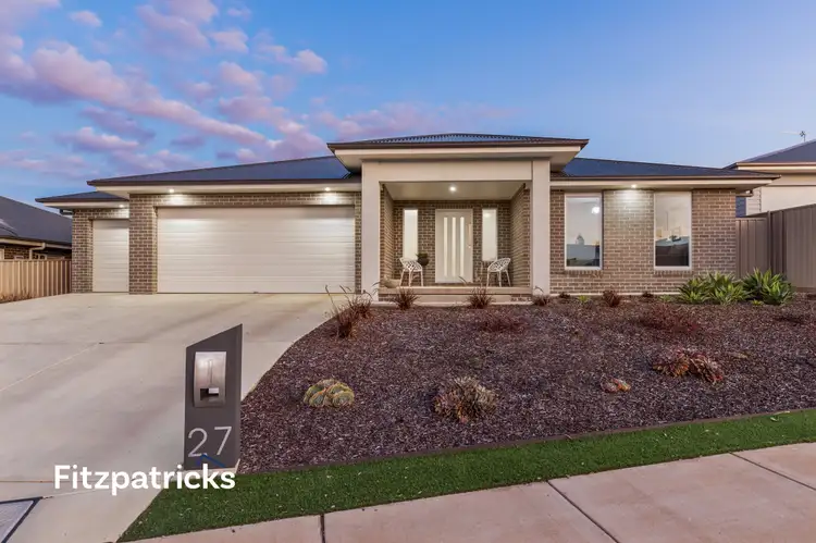 27 Watson Boulevard, Lloyd NSW 2650