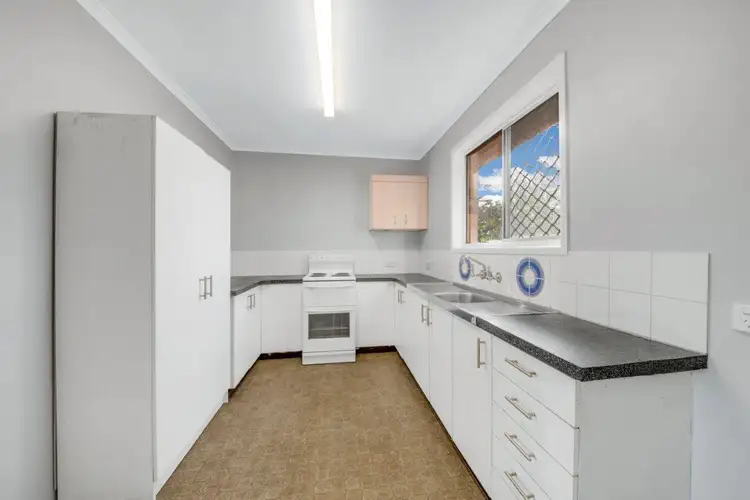 Fifth view of Homely house listing, 4 Mercury Street, Telina QLD 4680