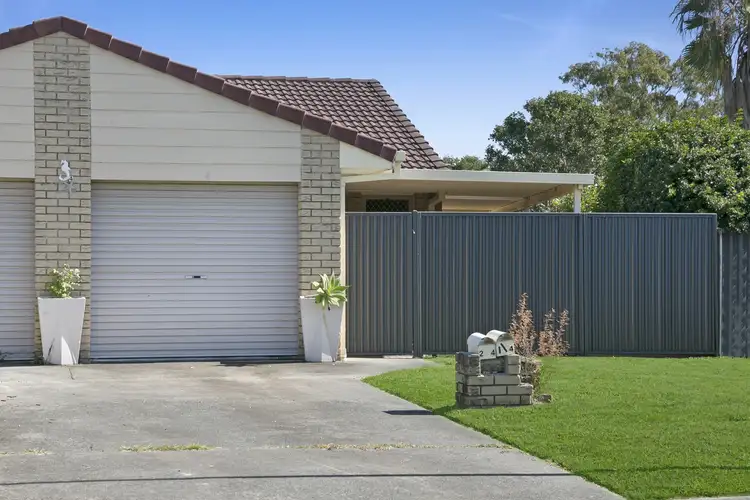 1/4 Felicia Court, Burleigh Waters QLD 4220