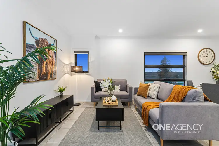 Third view of Homely house listing, 1/5 Charlwood Promenade, Werribee VIC 3030