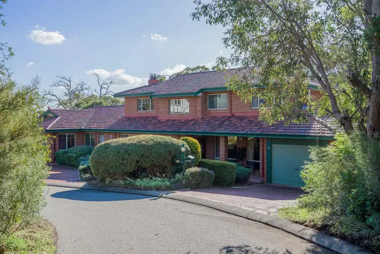 12 Westview Close, Mount Nasura WA 6112