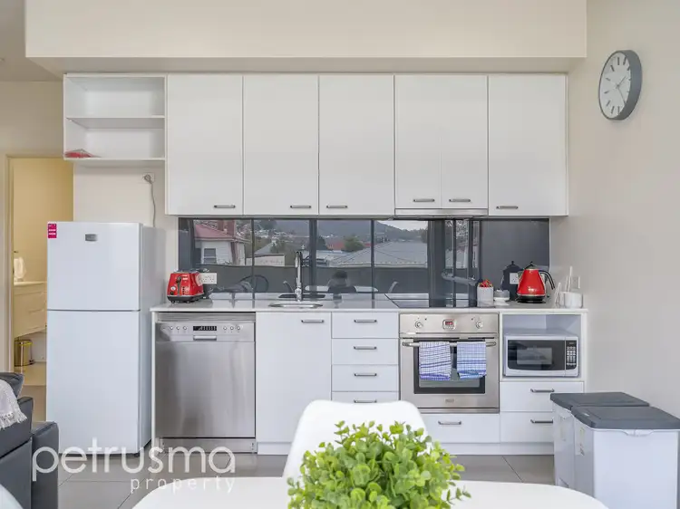 Third view of Homely apartment listing, 26/3 Clarence Street, Bellerive TAS 7018