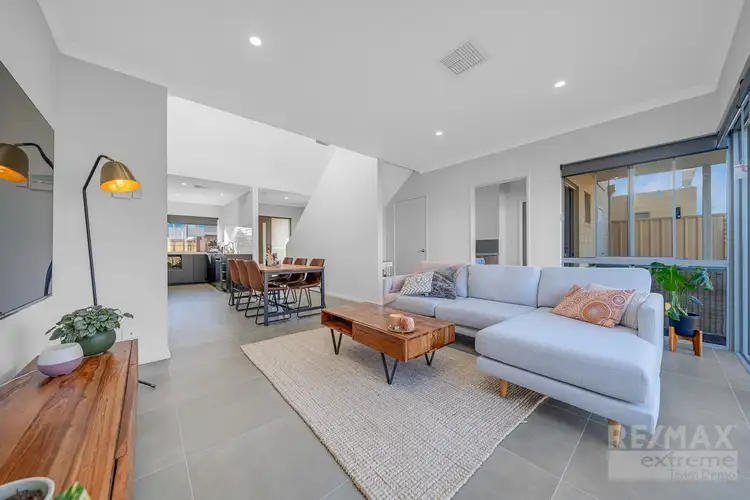 Second view of Homely house listing, 33 Hirundo Bend, Tapping WA 6065