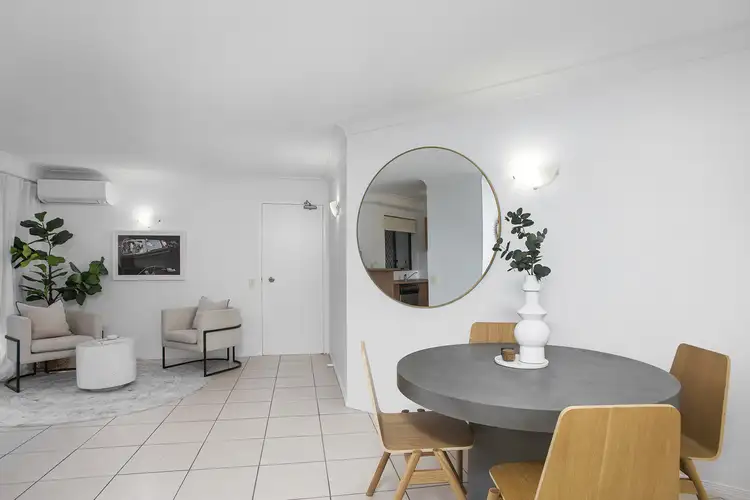 3/5 Fourth Avenue, Burleigh Heads QLD 4220