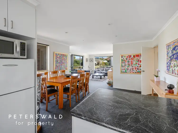 1/82 Willowbend Road, Kingston TAS 7050