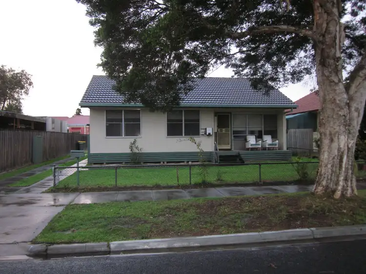 Main view of Homely house listing, 1 Alexandra Avenue, Sale VIC 3850