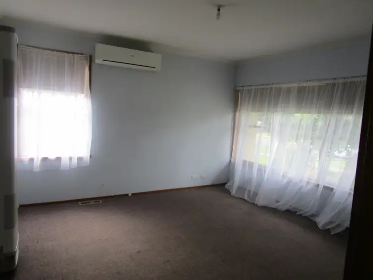 Sixth view of Homely house listing, 1 Alexandra Avenue, Sale VIC 3850