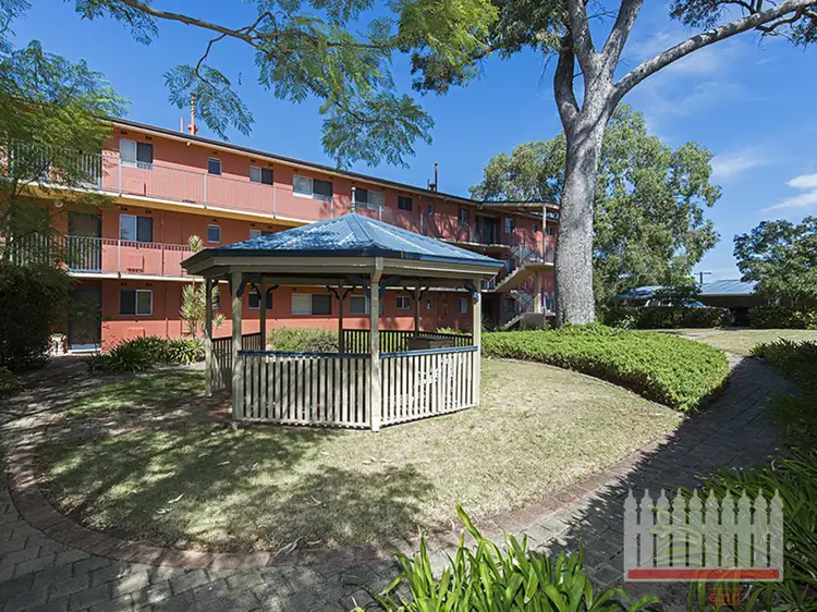 2/26 Morrit Way, Parmelia WA 6167