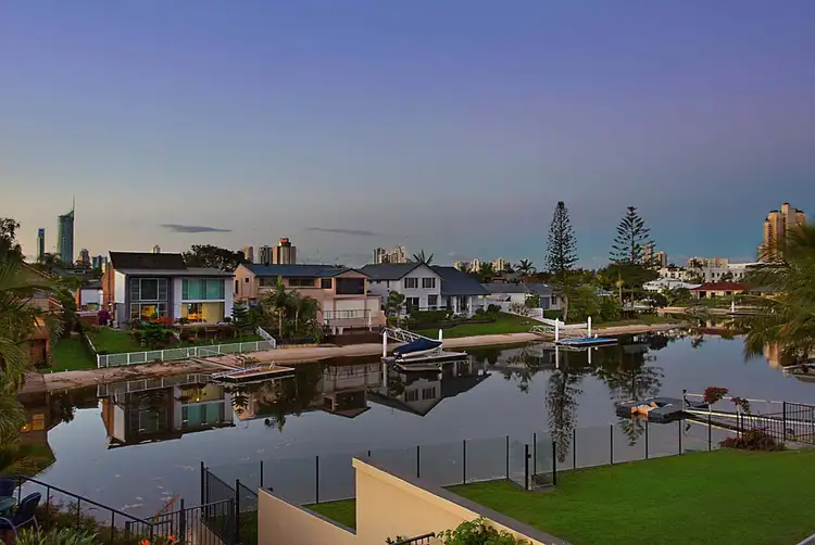 1 Bal Harbour, Broadbeach Waters QLD 4218
