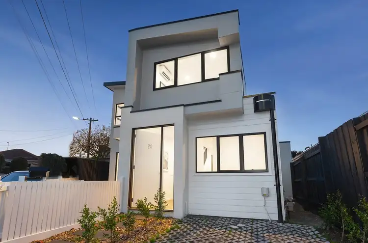 94 Alexander Street, Seddon VIC 3011