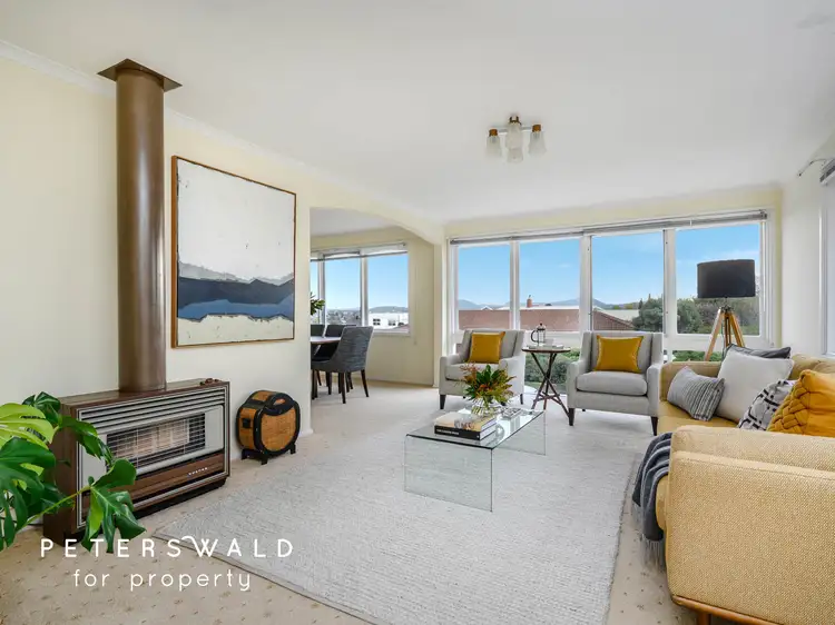 15 Dresden Street, Sandy Bay TAS 7005